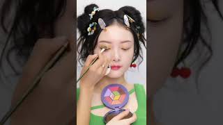Add a pop of colour to your eye makeup to create new look #shorts #ytshorts