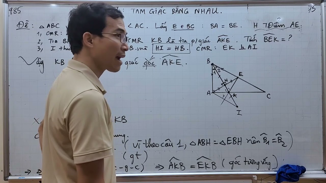 Toán lớp 7 - Tam giác bằng nhau - Tam giác vuông - Chứng minh vuông góc
