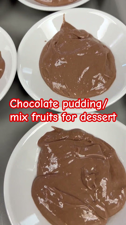 Dessert#asmreating #chocolatepudding #mixfruits #mycontent