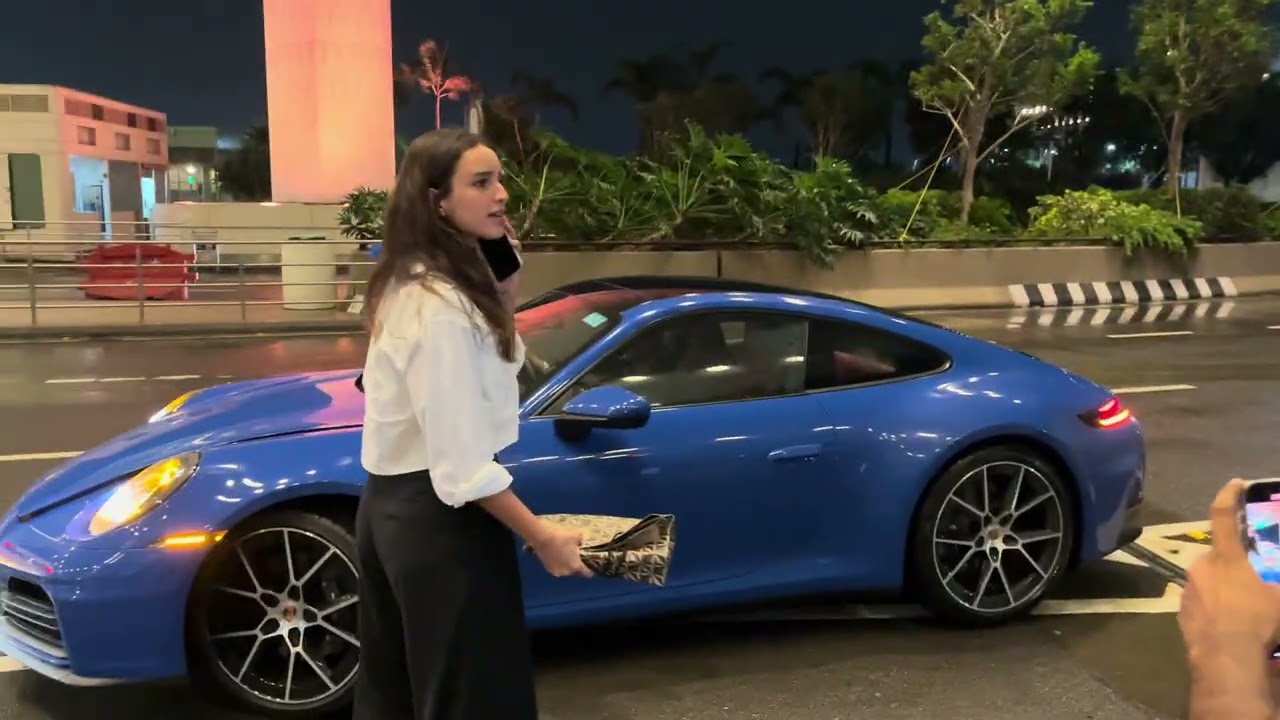 Tripti Dimri snapped with Boyfriend, Flying From Mumbai Spotted At Airport | Bollywood News | Spirit