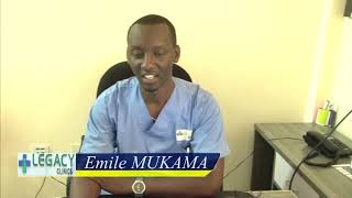 Nyuma yaho umubyeyi we arwaye akabura aho kumuvuriza mu buryo bumworohereye, yashinze ivuriro.