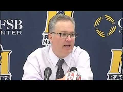 Watch: Southern Illinois coach Hinson goes off