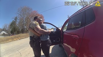 ‘Saw me as a person’: Video shows traffic stop turn into moment of hope for recovering mother | WSOC