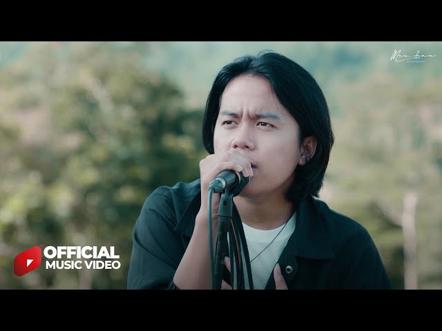 Maulana Ardiansyah - Pamit (Official Acoustic Version) class=