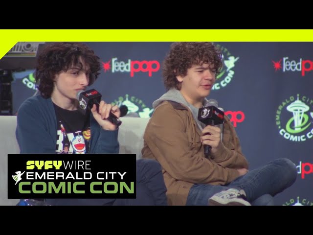 Stranger Things: Full Panel | ECCC 2019 | SYFY WIRE class=