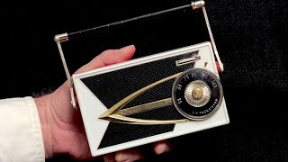 1959 Japanese Holiday transistor radio Olympic
