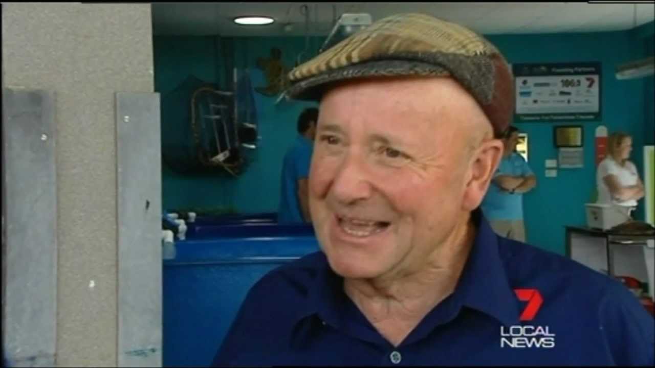 [Seven Local News] Dr Harry Visits Townsville YouTube