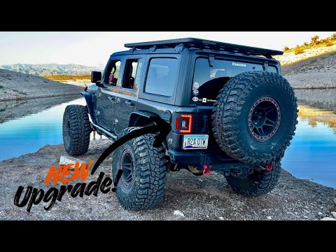 Thumbnail of the CL1600 Jeep Wrangler JL tail-light product video