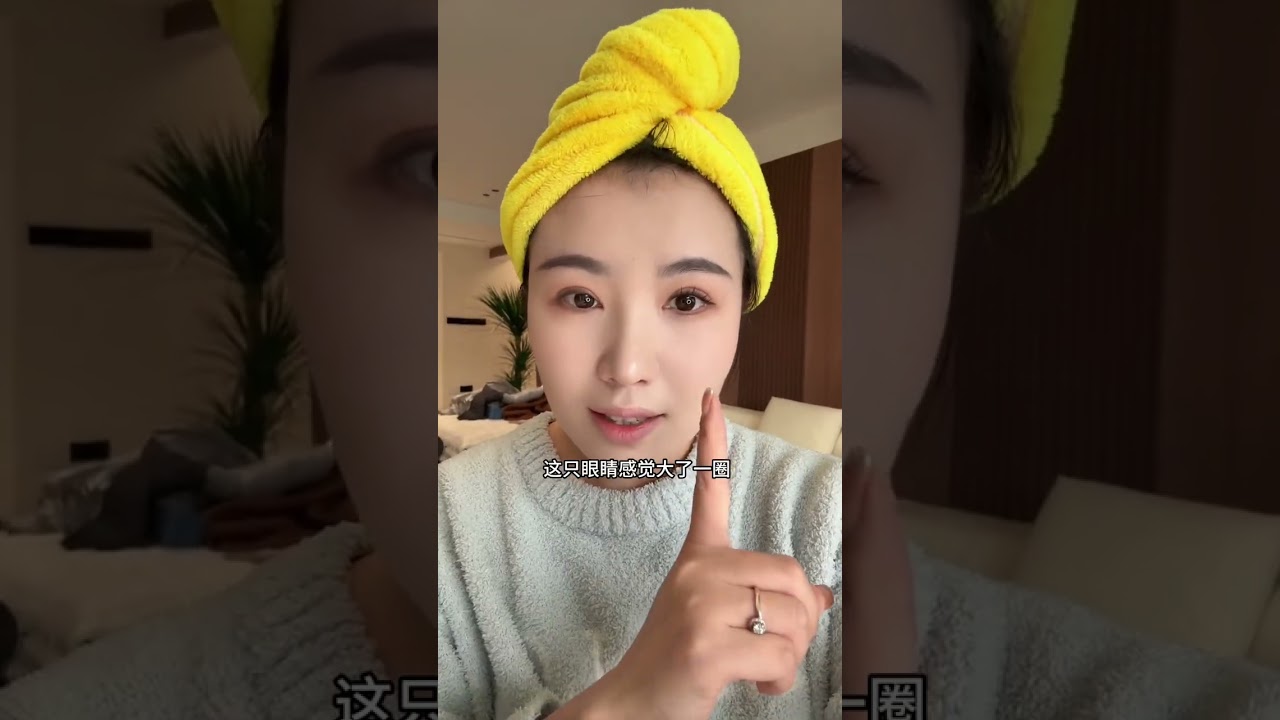 被工作填满的日子里，虽然累也乐在其中，好似每天都有忙不完的事情，好在我喜欢这种平淡的生活和饱和的工作状态。人真的忙碌起来，就没有了太多复杂的情绪，我也很喜欢现在的小生活。#日常vlog #画室日常