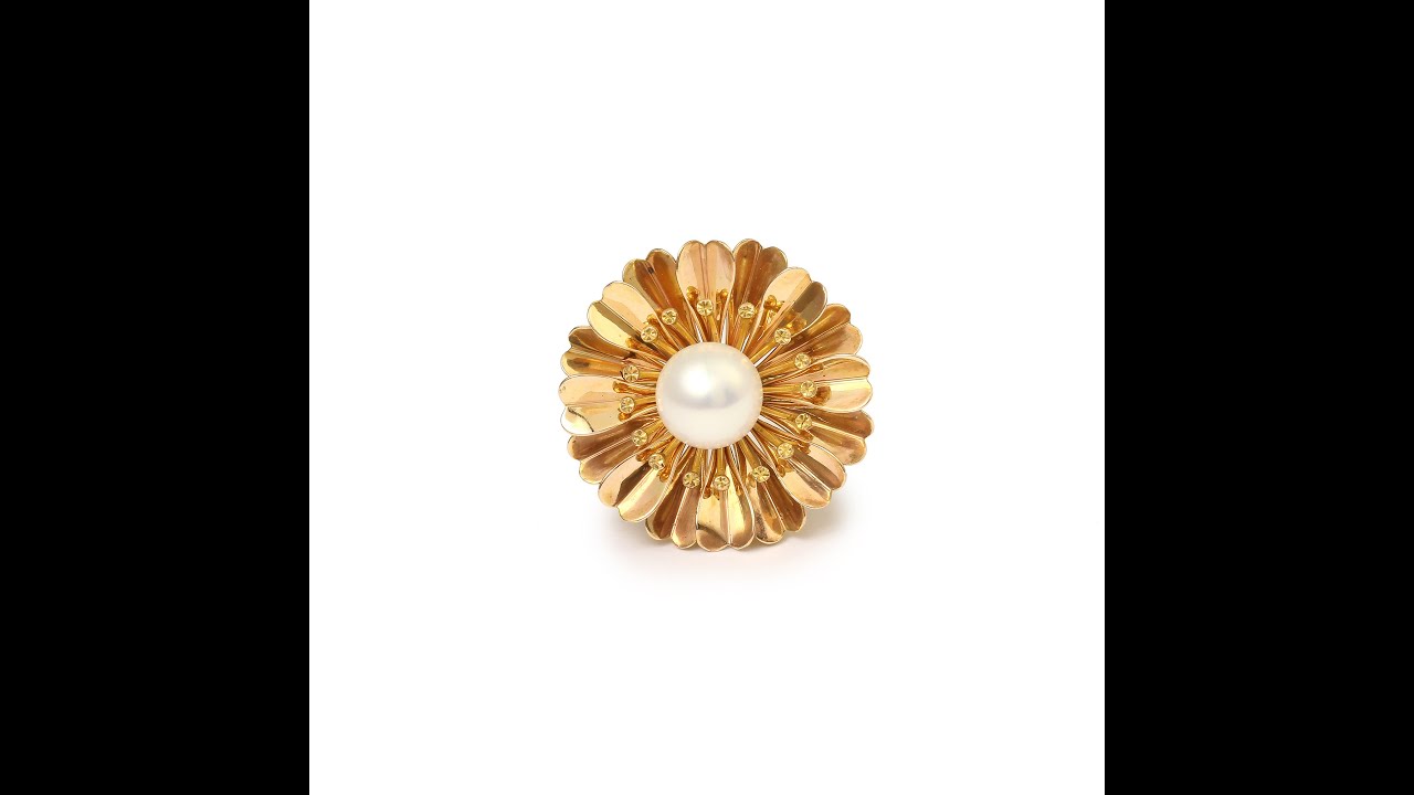 Pearl 18 Carats Rose Gold Cocktail Daisy Ring