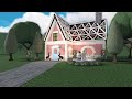 building a BLOXBURG HOUSE for EASTER