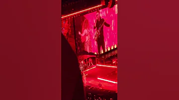 Shakira Latortura Alejandrosanz Lasmujeresfacturan Lasmujeresyanolloran 