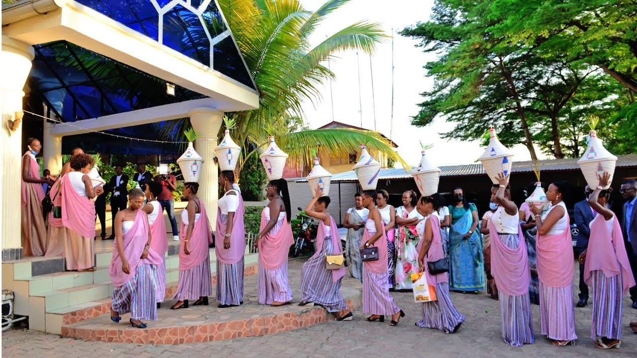 Dot Burundi bujumbura bazanye ibiseke vyinshi gose