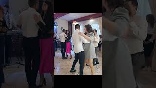 Тече вода з під явора Вечірні зорі весілля Бистриця - Зелена #shortswedding #shorts #shortsvideo