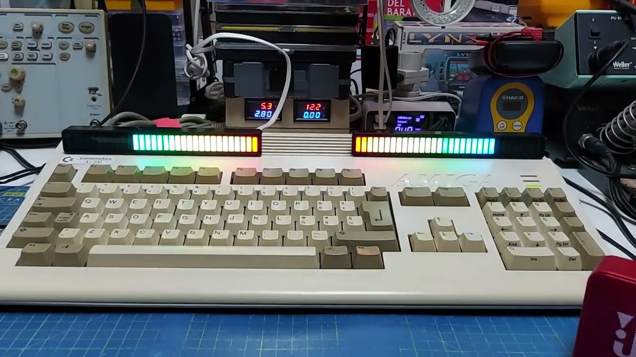 Amiga 1200 - Terrible Fire 1260 - 128Mb - 93.75Mhz - Playing MP3