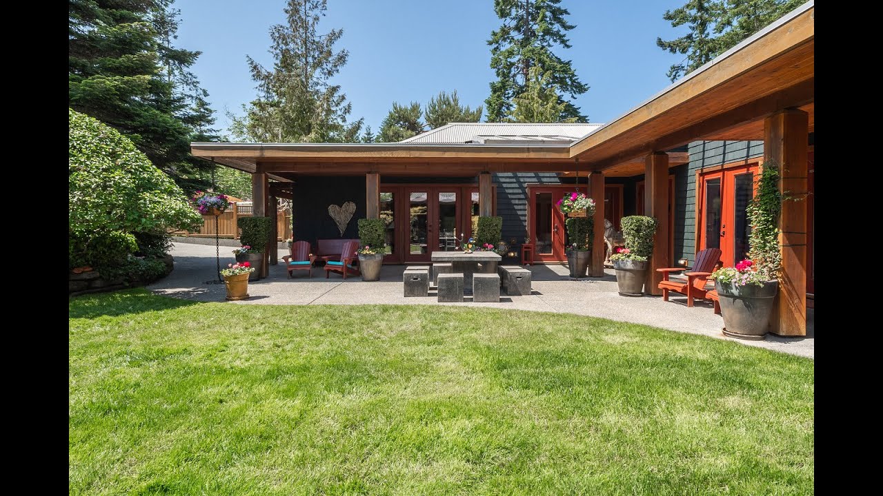 Gabriola Waterfront Oasis, Gabriola Island, BC - Sotheby's International Realty Canada