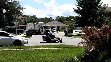 Side Loader Garbage Truck (FCC Environmental Services)