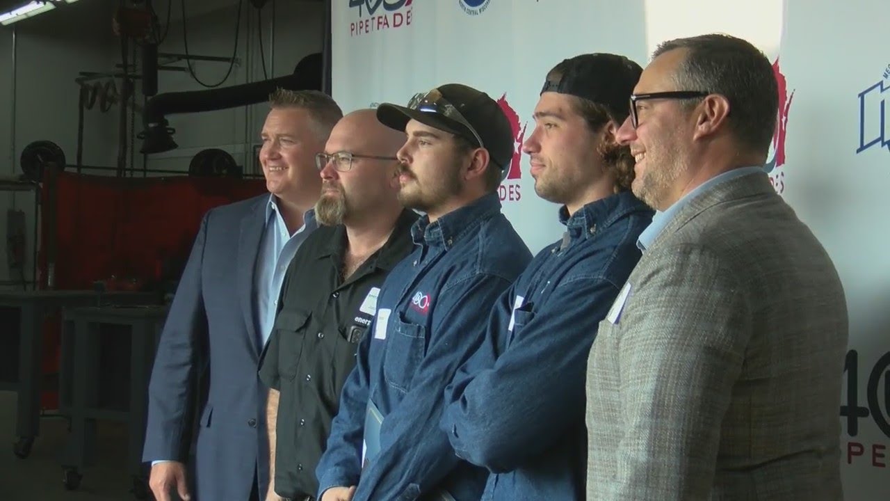 UA 400 Pipe Trades hosts Apprentice Signing Day for 80 graduates YouTube