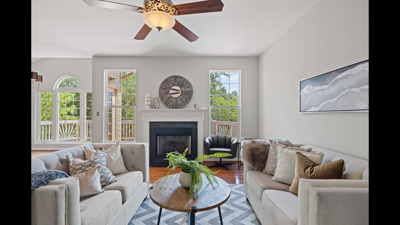 Introducing 15392 Aspendale Square in Belmont Country Club - YouTube