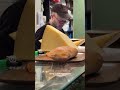 Самый популярный сэндвич в Париже — стоит ли хайп?