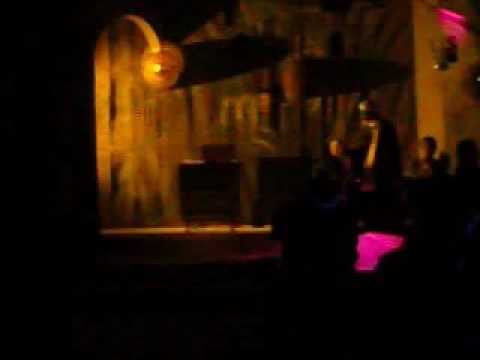 هاني النابلسي مع مجدي فكري في مسرحية سلقط في ملقط 