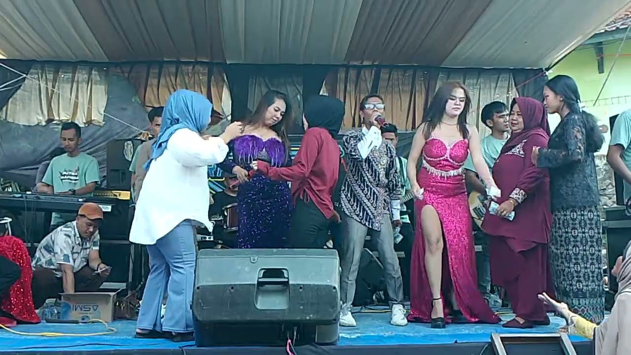 PERAHU LAYAR - Putra Mahesa Entertainment Feat Dewa Sound Sistem Live Garut Jawa Barat