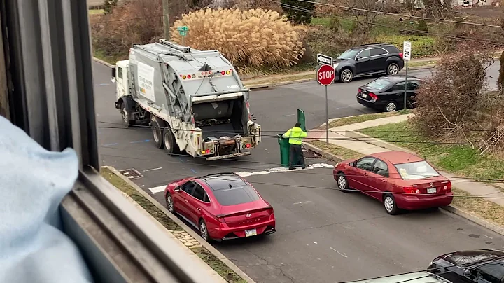 Mack Mru Mcneilus rear loader waste management ex advanced disposal