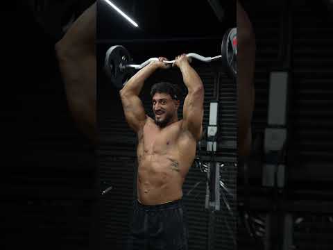 Hombros grandes y 3D