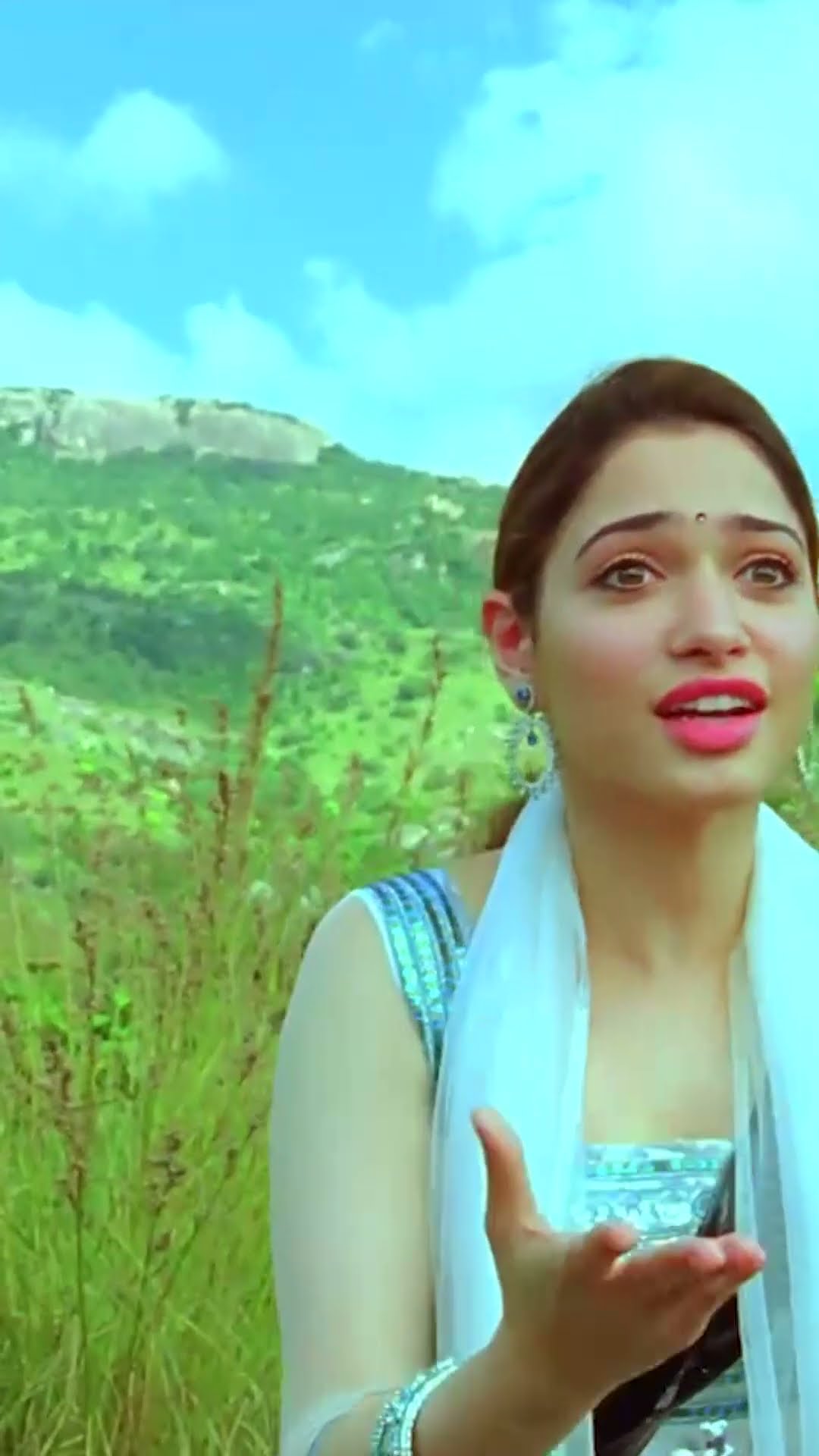 Tamanna Ko Jangal Mein Romance Ki Padhi Hai #bettingraja #romance #romanticscenes #youtubeshorts