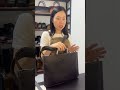 展示。13英吋 簡約公文包,英倫手提A4文件包 3032號。李記原創真皮手工