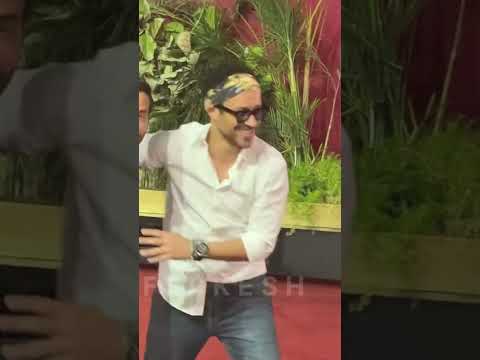 طلع يجري من المصورين في مهرجان الجونة