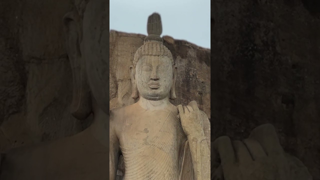 Aukana Buddha Statue