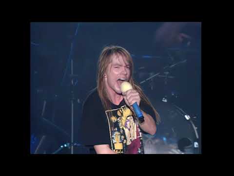 Guns N' Roses - Don't Cry- Live Tokyo 1992