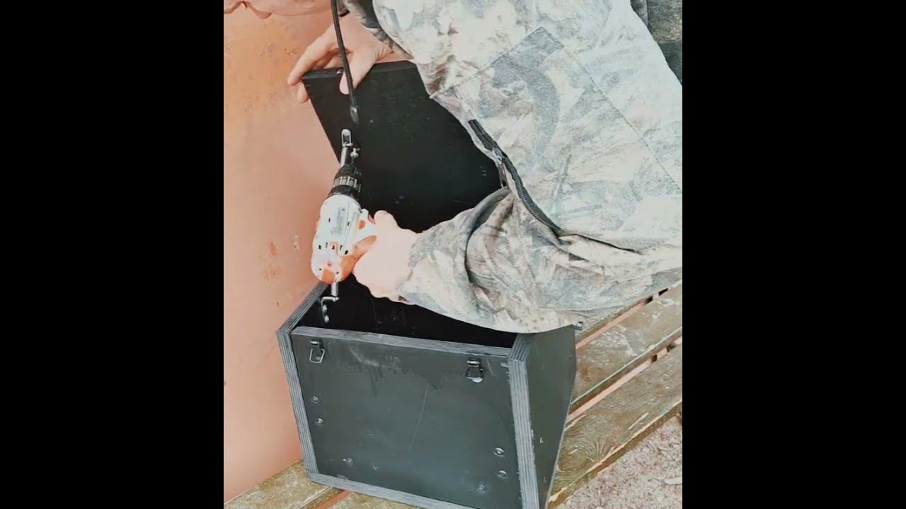 Установка пружины 22 см на ящик в лодку - YouTube