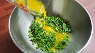 Add eggs to chives and try this. It tastes better than meat.