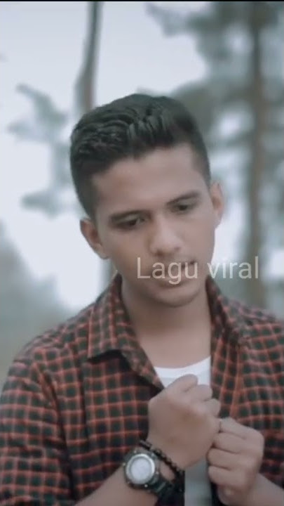 Lagu Padang 'Panek di Awak Kayo di Urang' - Frans Feat. Fauzana #shorts #short #shortvideo