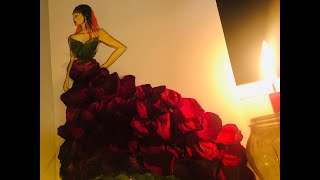 FASHION FIGURE FROM DEAD ROSES/don't throw your dead roses ???be a fashion designer