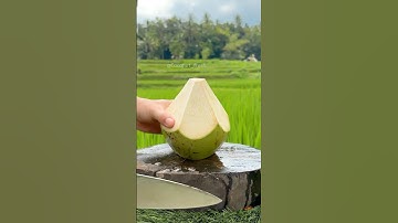 Perfect Coconut Cut with Sharp Knife