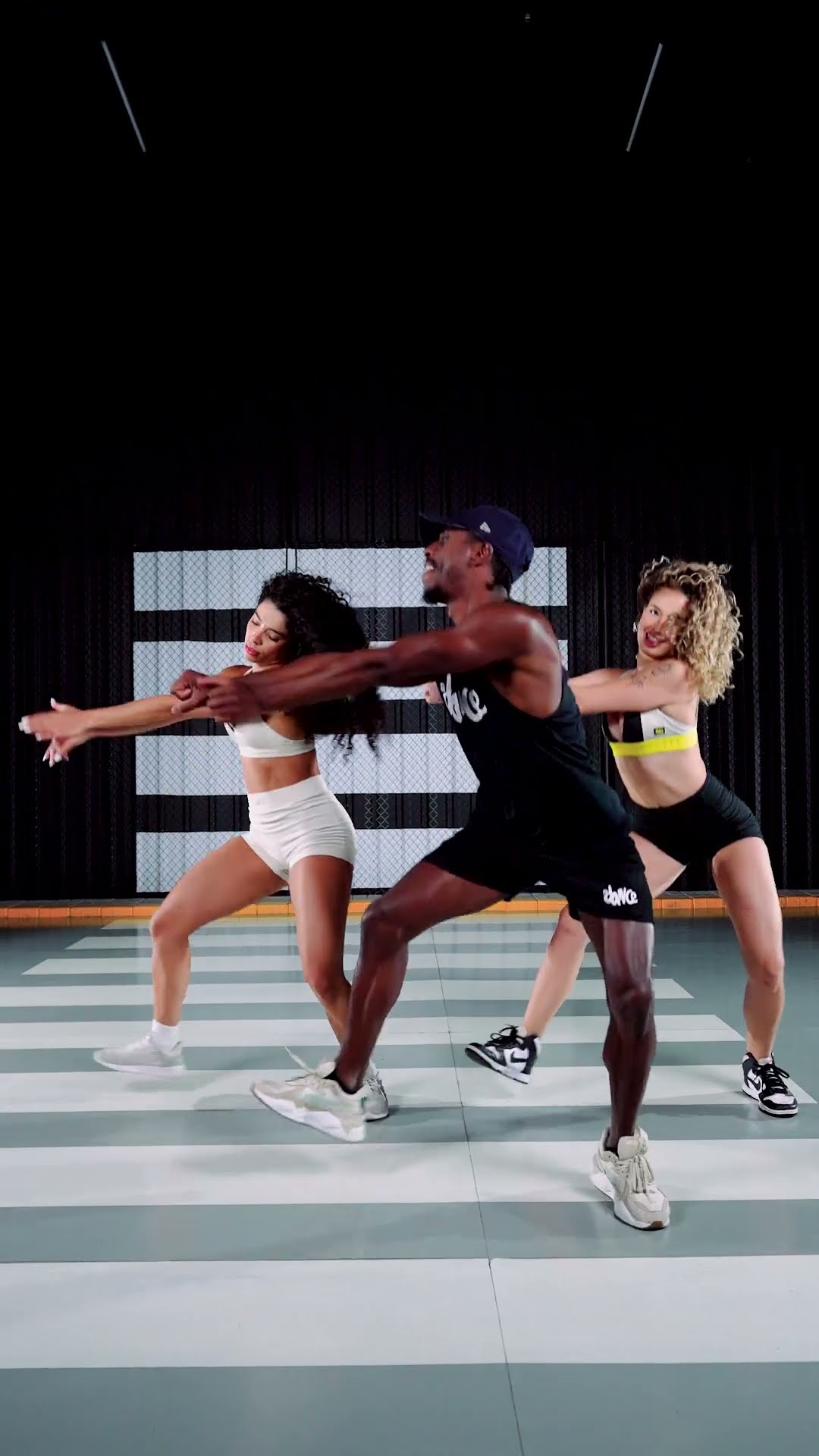 Mais um hit do @DJPEDROSAMPAIO , né? | FitDance (Coreografia)