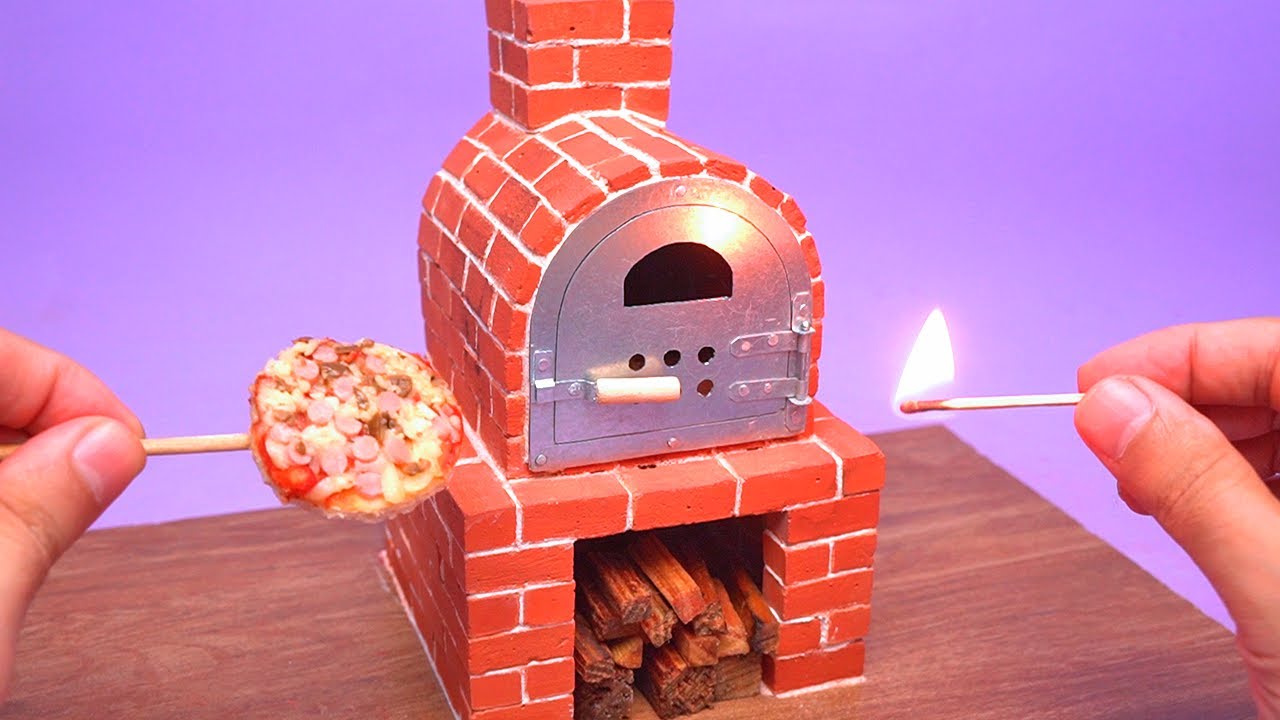 Amazing MINI PIZZA OVEN built with Mini Bricks and Recyclable  Materials