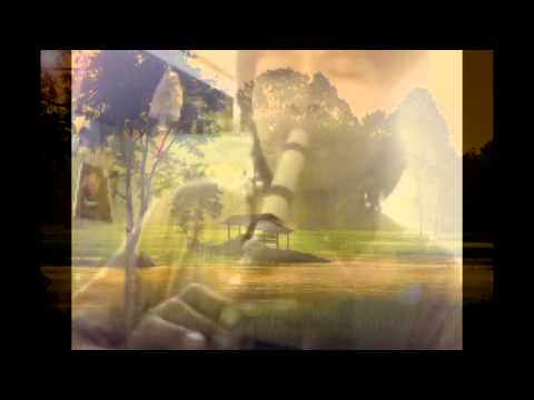 Thai bamboo flute - Klui ขลุ่ย - ขวัญ เรียม - YouTube