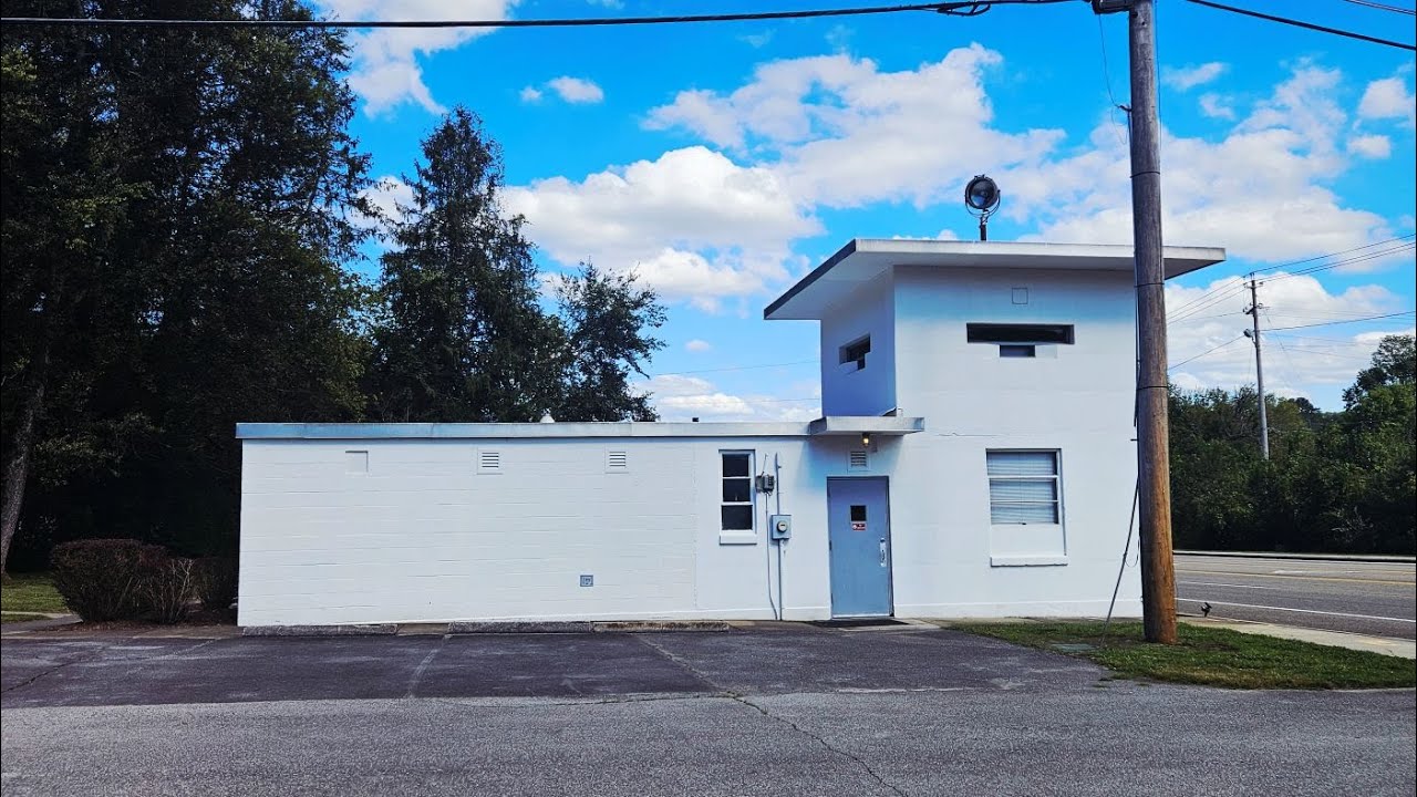 "Oak Ridge - Hiking History" // Exploring Over 60 // a Whitebeard experience {Ep14}