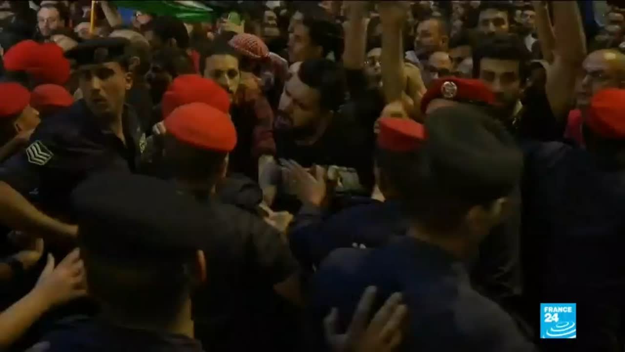 Jordanian PM resigns after days of protests
