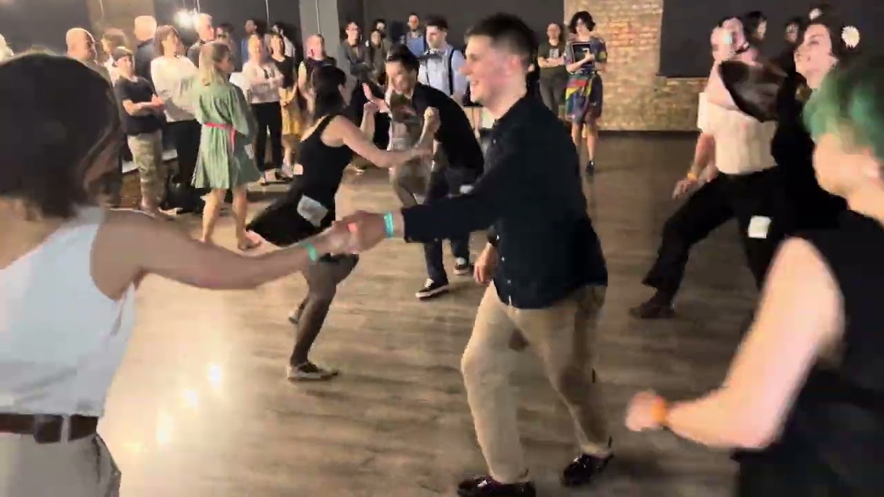 Lindy Hop Mix&Match Open. Prelims. Heat 1, song 3