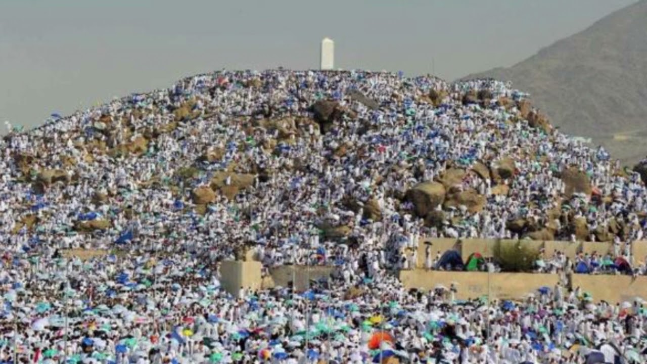 [ 33 ] هل هناك ذكر يقال عند رؤية الكعبة؟ وما هي الأخطاء الواردة من الناس فيه؟ | عزيز بن فرحان