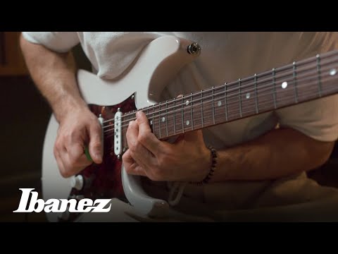 Videó: Jóak az indonéz gitárok?