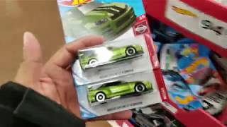 Hotwheels Super Treasure Hunt - 17 Nissan Skyline Guaczilla R35