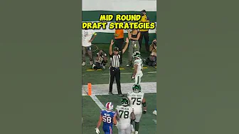 Mid RD DRAFT STRATEGIES 🏈🚨 #fantasyfootball #nfl #football #viralshorts #trending #fyp thumbnail