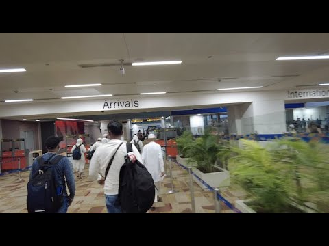 Video: Guía del aeropuerto internacional de Delhi Indira Gandhi