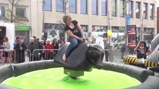 Carla riding the bull #cashforkids